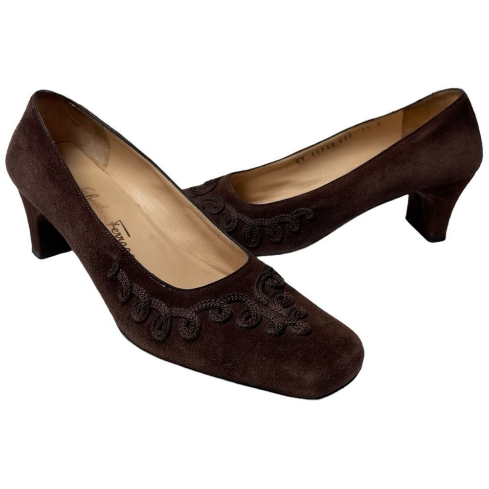 Salvatore Ferragamo women’s 7.5 brown suede leather business kitten heels